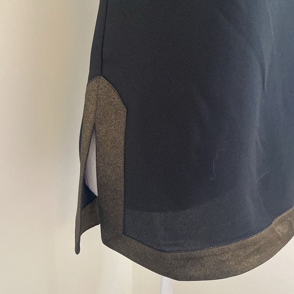 BCBG ONE SHOULDER TOP - Picture 2 of 5